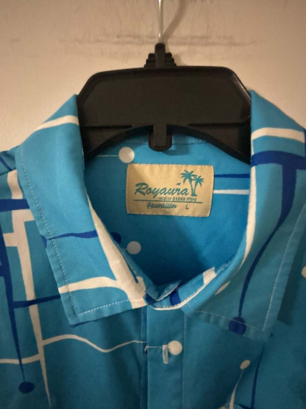 Royaura Hawaiian Shirt Size L Blue White Geometric Retro Short Sleeve
